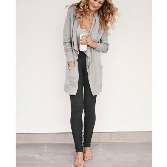 Athleta Leggings Restore Slim Ruched Leg High Rise - Picture 2 of 8